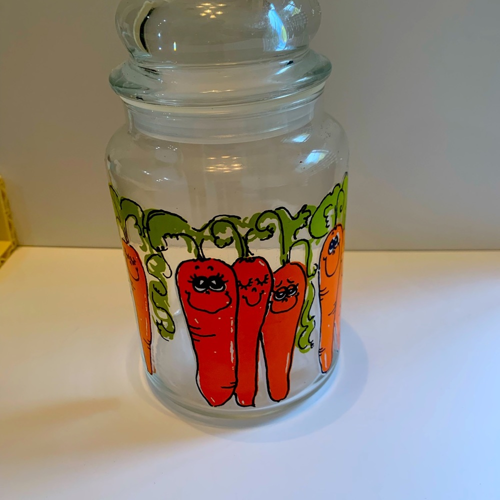 Vintage Hildi Clear Glass Storage Container Lid Anthropomorphic Carrot Graphics